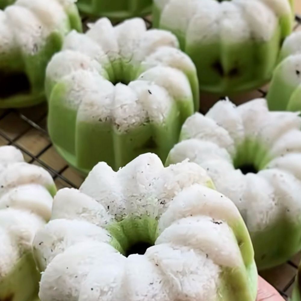 9 Resep kreasi putu ayu dengan berbagai rasa yang enak dan warna sedap dipandang