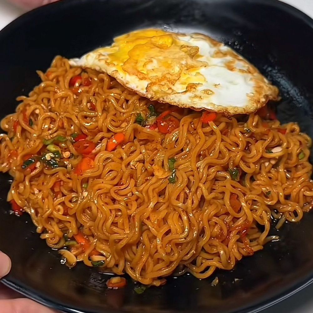 9 Resep mie goreng enak dan pedas, mudah dibuat dan bikin mau makan terus