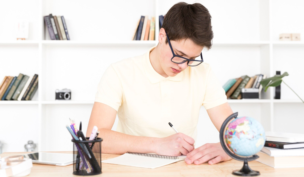 50 Contoh kalimat definisi dan deskripsi, lengkap dengan ciri-ciri dan karakteristiknya