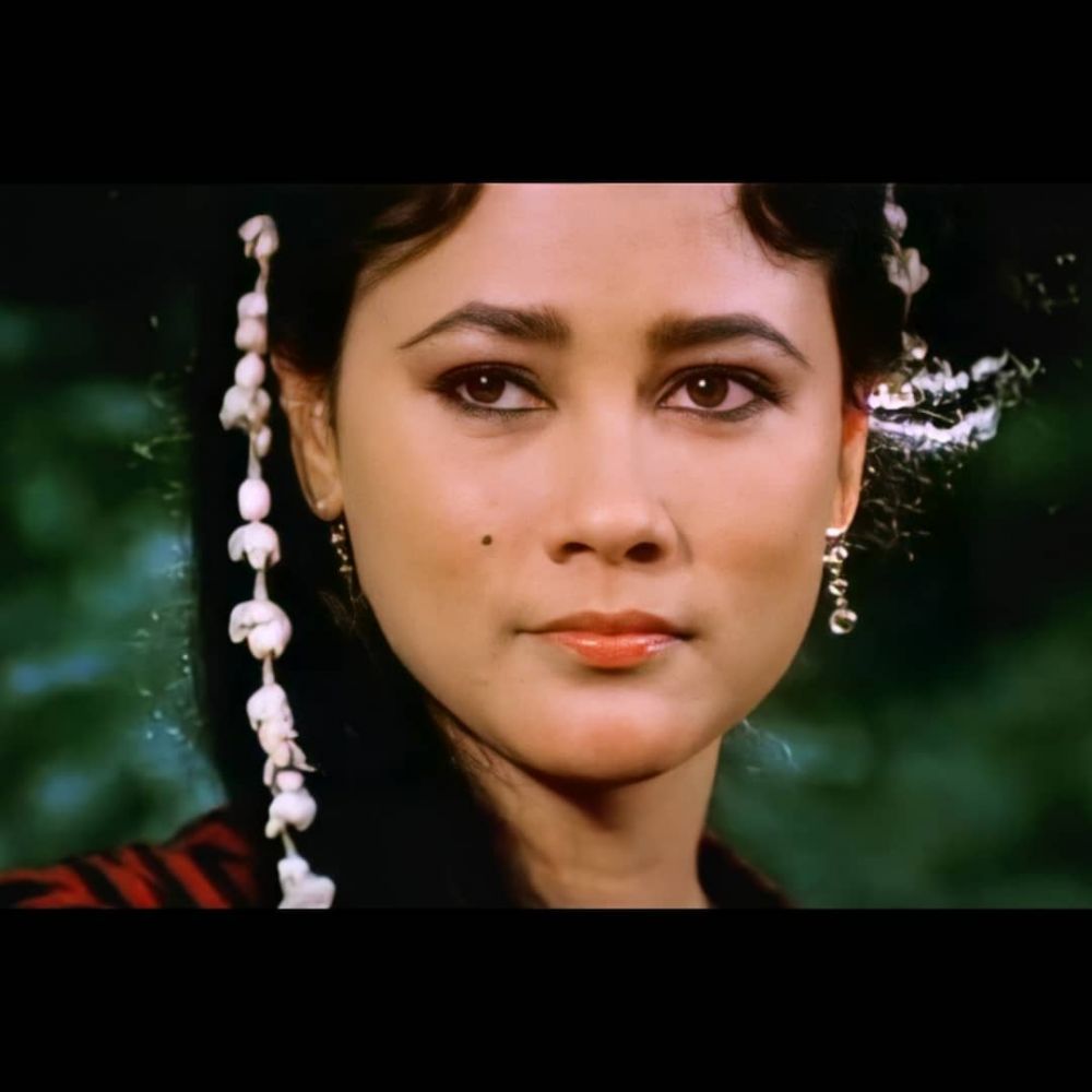 11 Potret masa muda Suzzanna ini memikat, dulu dijuluki ratu film horor Indonesia era 80-an
