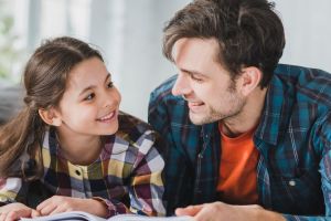 100 Kata-kata mutiara ayah dan anak penuh kehangatan, biar setiap momen kecil jadi berarti