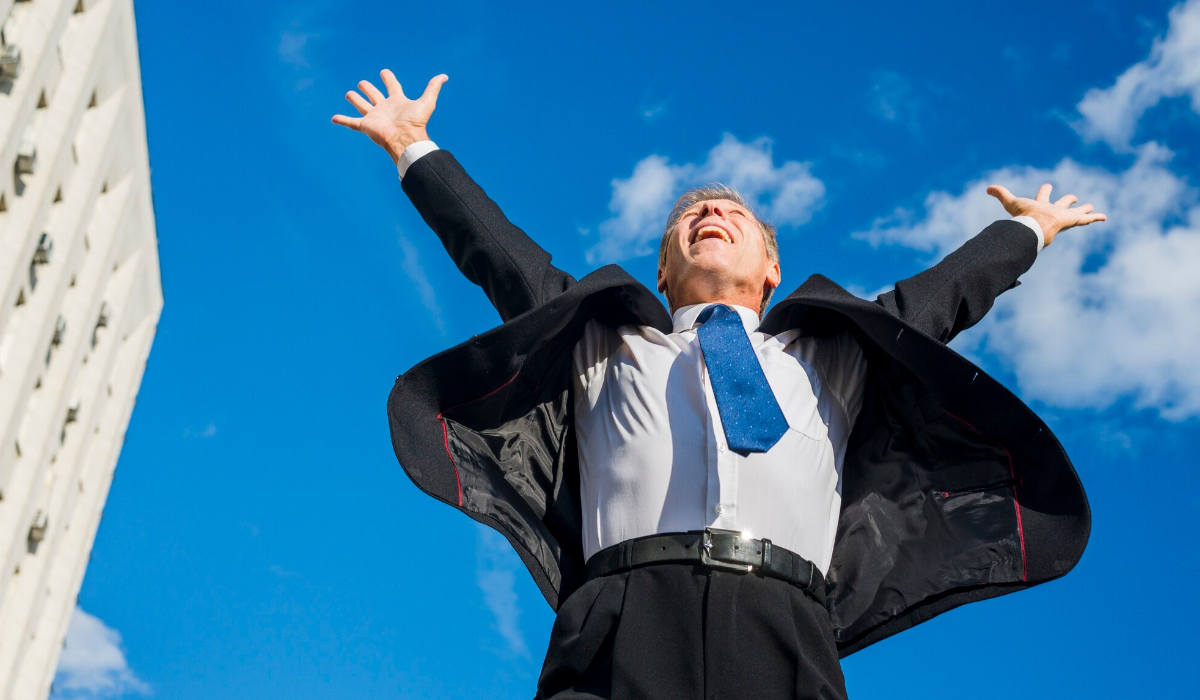 100 Kata-kata motivasi kerja keras untuk meraih impian 2025, biar semangatmu nggak cuma di awal doang