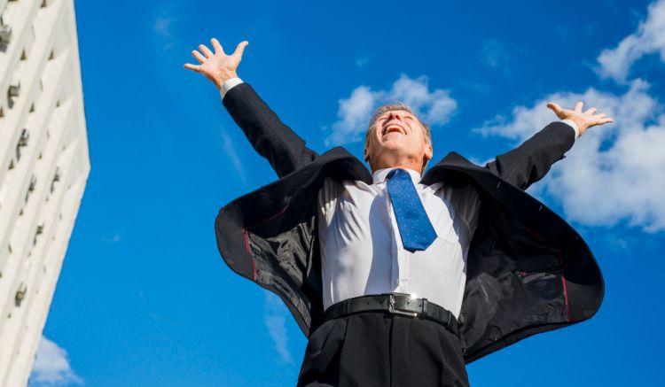 100 Kata-kata motivasi kerja keras untuk meraih impian 2025, biar semangatmu nggak cuma di awal doang