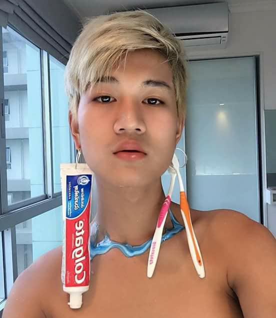 11 Aksesori nyeleneh yang bikin geleng kepala, niat tampil stylish malah jadi sorotan gara-gara unik