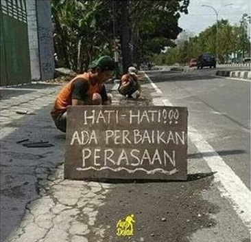 Bikin ngakak tapi ngena! 11 tulisan peringatan di jalan ini niatnya serius malah bikin gagal fokus