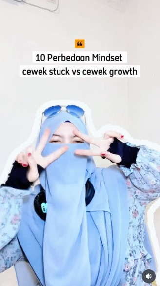 9 Potret Wardatina Mawa, istri sah yang laporkan perselingkuhan suaminya dengan Inara Rusli