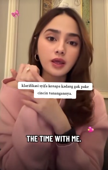 Syifa Hadju ngaku tak selalu pakai cincin tunangan dari El Rumi, alasannya tak terduga