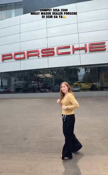 Eks penjaga counter HP ini kini gacor jadi juragan skincare, pamer  beli mobil Rp5 M, ini 9 potretnya