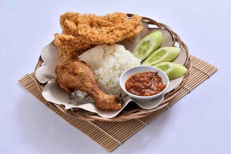 5 Resep olahan ayam anti bosan yang mudah dibuat