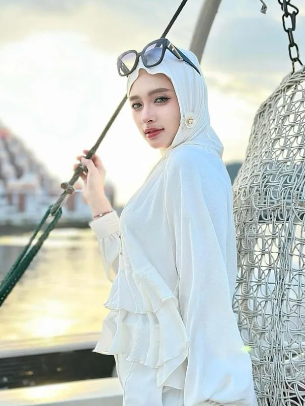 Inara Rusli dituding jadi selingkuhan suami orang, begini respons manajer ungkap kondisi sang artis