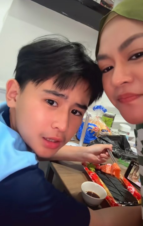 9 Potret Ivander Haykal Firdaus, putra Daus Mini kini beranjak remaja, kian tampan bak Oppa Korea