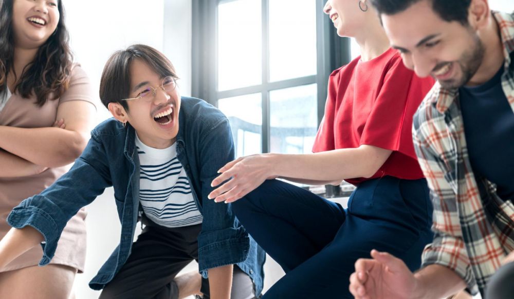 100 Kata-kata lucu anak muda yang lagi hits 2025, agar hari-hari lebih ceria dan nggak gampang stres