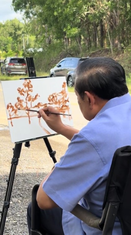 Menikmati masa tua, 9 potret SBY spontan lukis pemandangan desa Wonogiri ini hasilnya bikin takjub