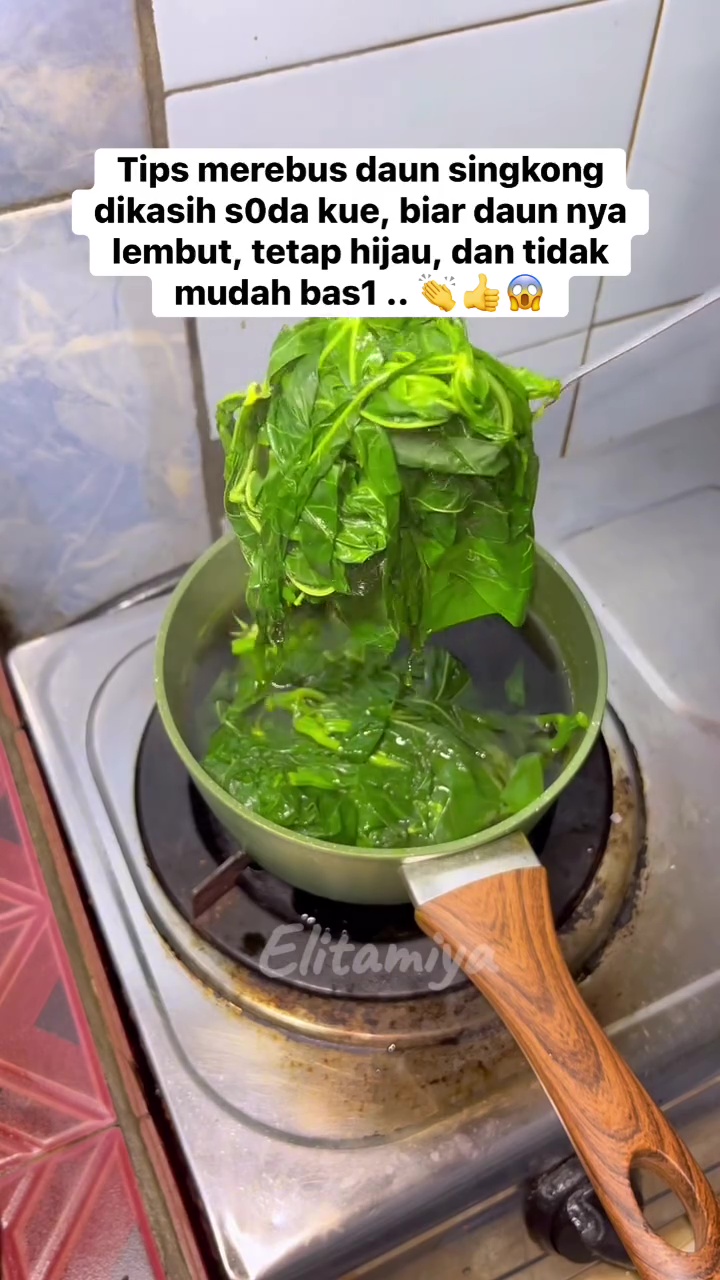 Ilmu dari pedagang nasi padang, ini trik daun singkong tetap hijau saat direbus dan tak mudah basi 