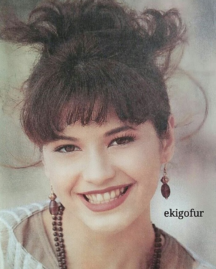 Idola pada masanya, begini pesona 11 ibu seleb saat masih jadi model jadul