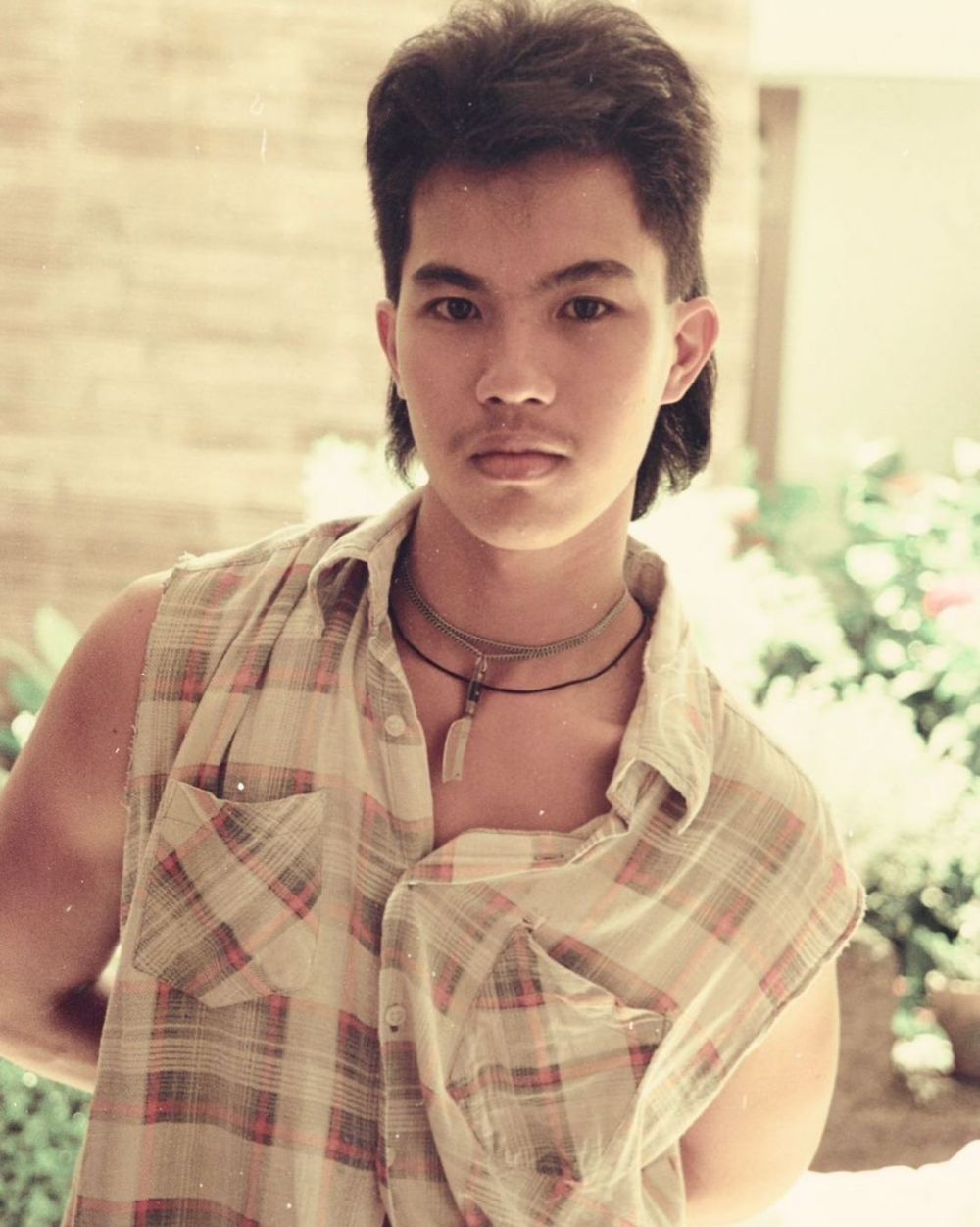 10 Potret jadul suami penyanyi saat sekolah, pesona Arda Naff bikin warganet salah fokus