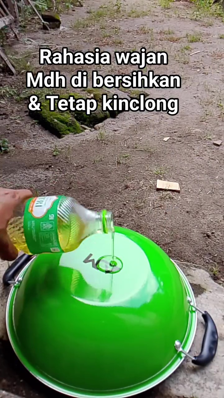 Rahasia pantat wajan bersih dan antigosong meski sering dipakai, cukup oleskan 1 bahan dapur ini