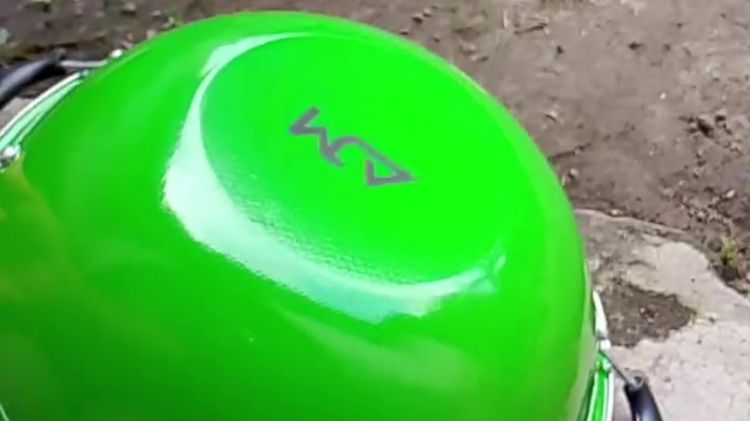 Rahasia pantat wajan bersih dan antigosong meski sering dipakai, cukup oleskan 1 bahan dapur ini