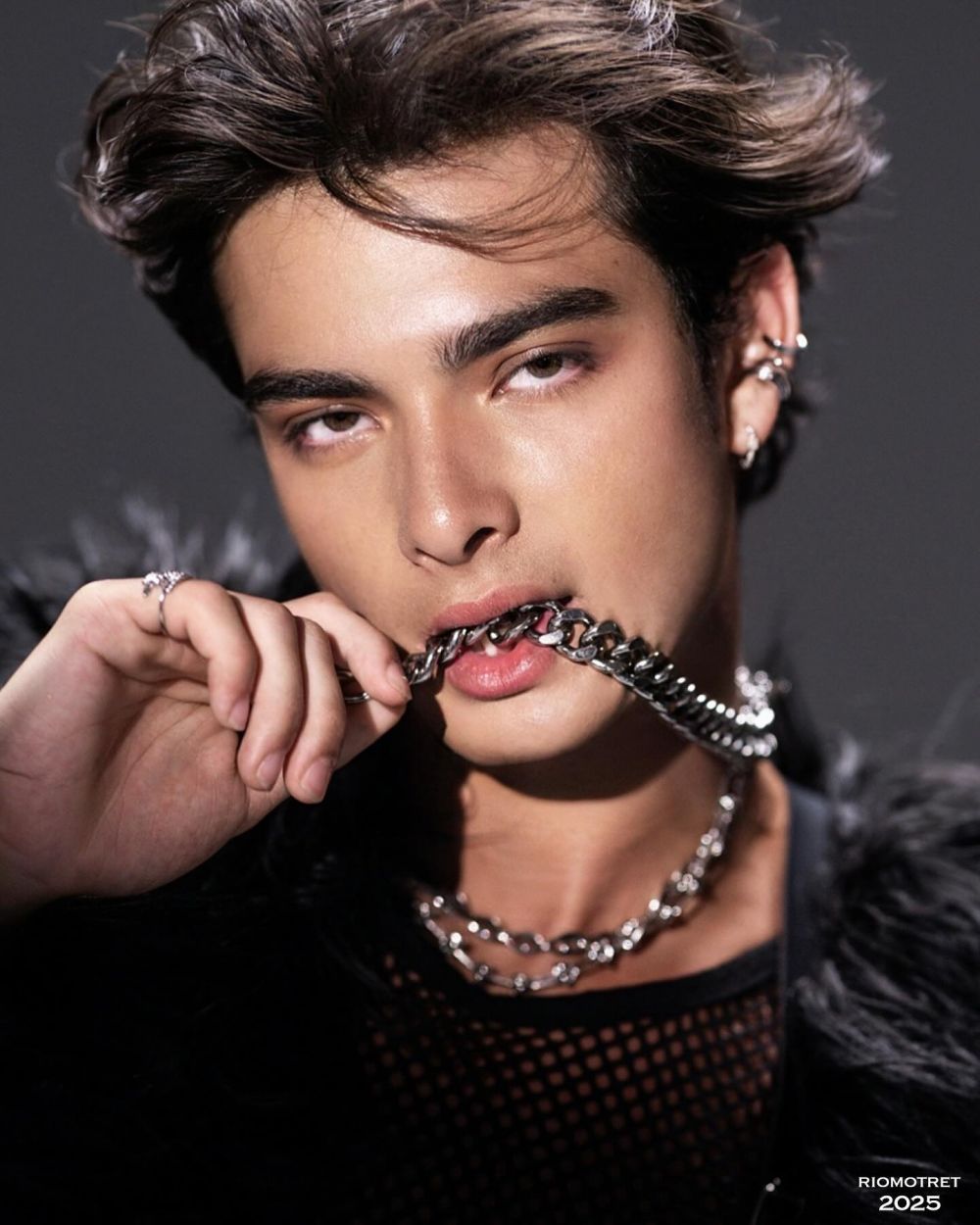 Olla Ramlan kini gandeng pacar berondong, ini 9 potret Tristan Molina yang selisih 25 tahun