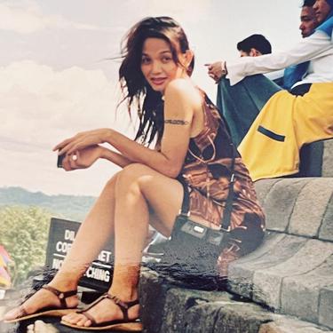 Pesona cantiknya bikin susah kedip, begini 7 potret lawas Bunda Corla saat eksis di dunia hiburan