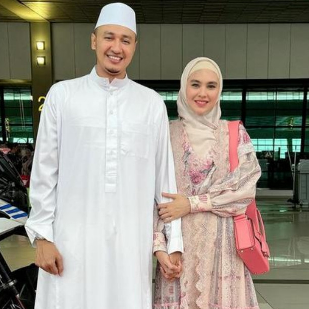 Habib Usman bin Yahya bantah cerai dari Kartika Putri, janji tak akan poligami sang istri