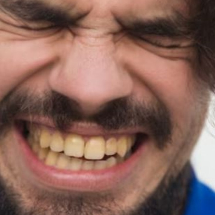 Langsung putih dalam 2 menit, trik menghilangkan noda kuning gigi pakai 1 jenis bumbu dapur