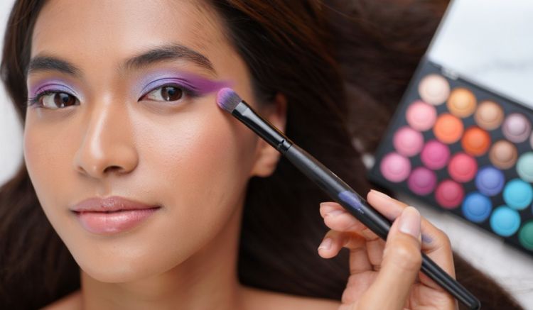 8 Rekomendasi eyeshadow lokal under Rp100 ribu, pigmented dan tahan lama