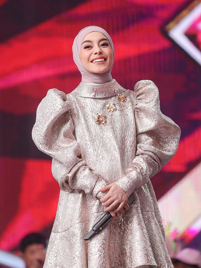 Hamil anak ke-3 selang 4 bulan melahirkan, ini 9 potret Lesty Kejora dengan baby bump sudah terlihat