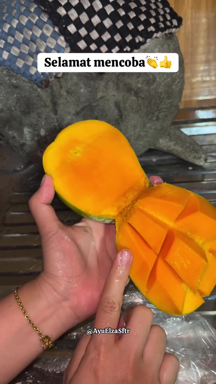 Tanpa karbit, ini cara cepat mematangkan buah mangga mentah dalam 1 hari, auto manis dan antibusuk