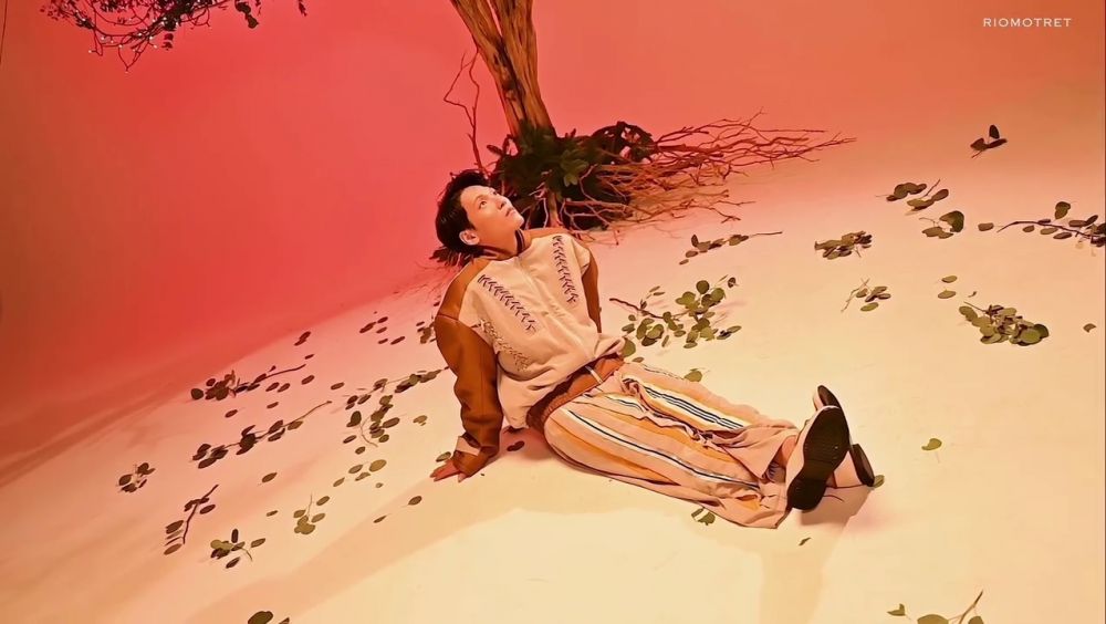 9 Potret Na Daehoon jalani photoshoot bareng ketiga anaknya tanpa Jule, vibesnya bak drakor