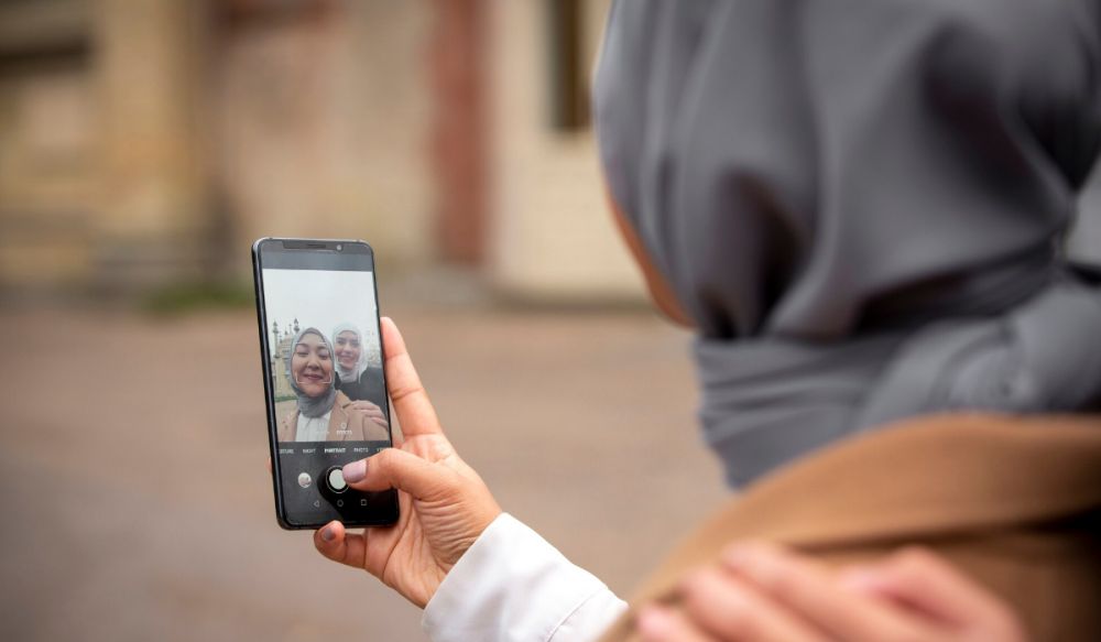 100 Kata-kata islami penuh doa untuk ibu tercinta, ungkapan sayang yang sarat makna