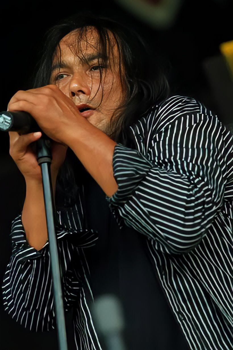 Dunia musik berduka, Ecky Lamoh mantan vokalis Edane dan Elpamas tutup usia setelah dirawat intensif