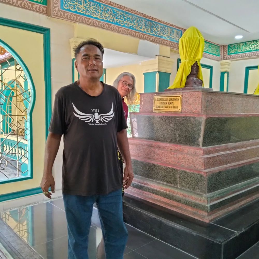 Dunia musik berduka, Ecky Lamoh mantan vokalis Edane dan Elpamas tutup usia setelah dirawat intensif