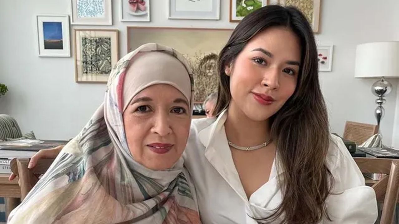 9 Potret kenangan manis Raisa dan Ibunda, bukti cinta ibu dan anak yang tak terlupakan