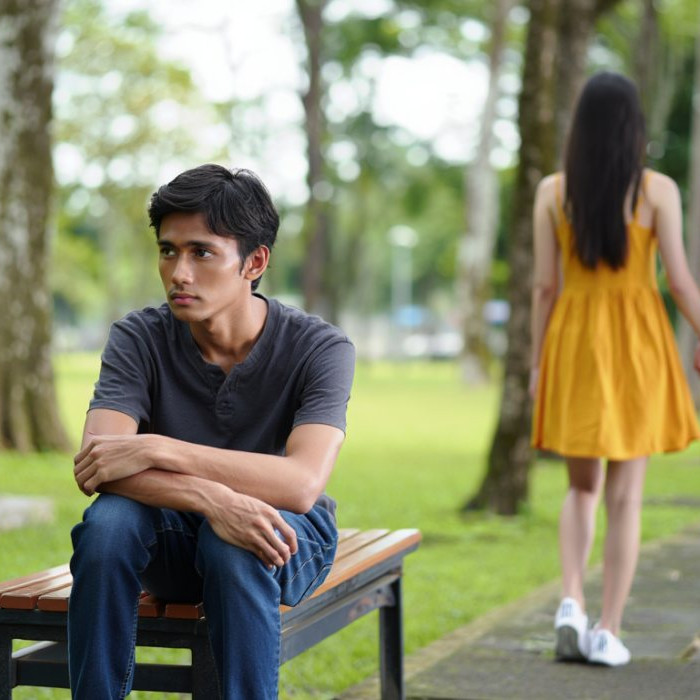 100 Kata-kata bijak cinta tak harus memiliki, menenangan untuk hati yang tersakiti