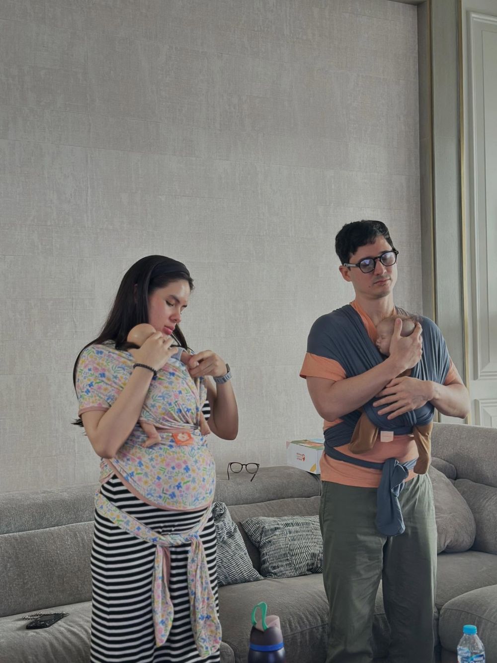 Siap jadi ayah, ini 9 potret Nino Fernandez dampingi Steffi Zamora ikut kelas menyusui