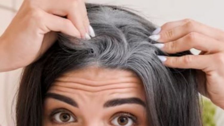 Kamu perlu tahu! Mencegah uban muncul bisa dengan 1 jenis minuman, bukan pakai bawang merah