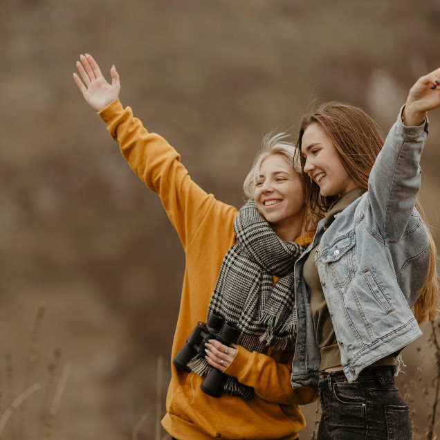 100 Kata-kata bijak tentang pertemanan penuh arti, cocok buat hati yang lagi butuh lingkaran positif