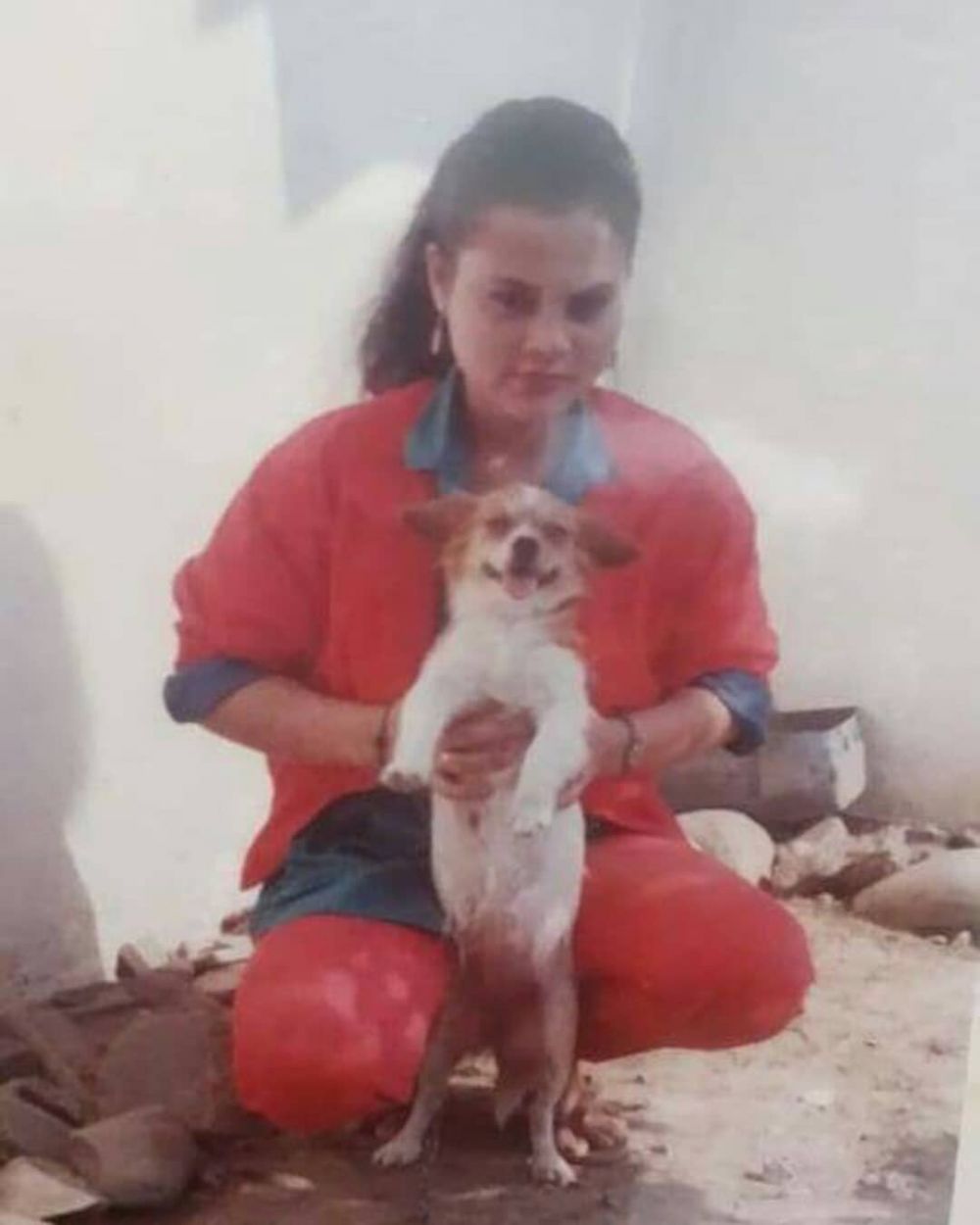 Dulu penyanyi top era 80-an, intip 7 potret masa muda Eva Manurung ibunda Virgoun