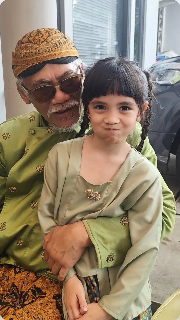 Tio Pakusadewo mantu, ini 7 potret haru siraman anaknya jelang nikah