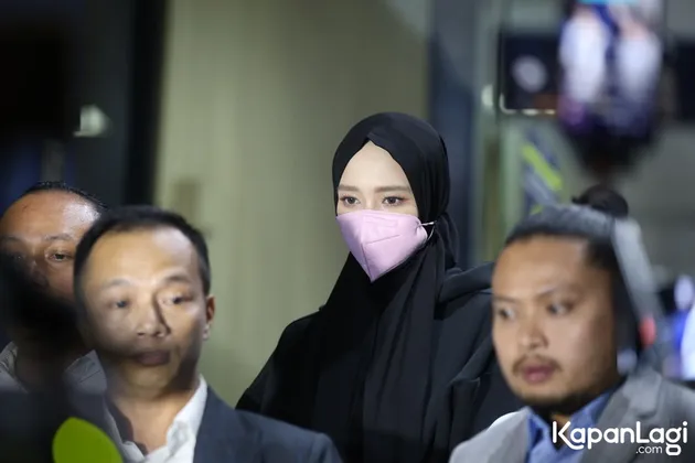 Akhiri pernikahan siri, Inara Rusli polisikan Insanul Fahmi karena tak terima ditipu soal status duda