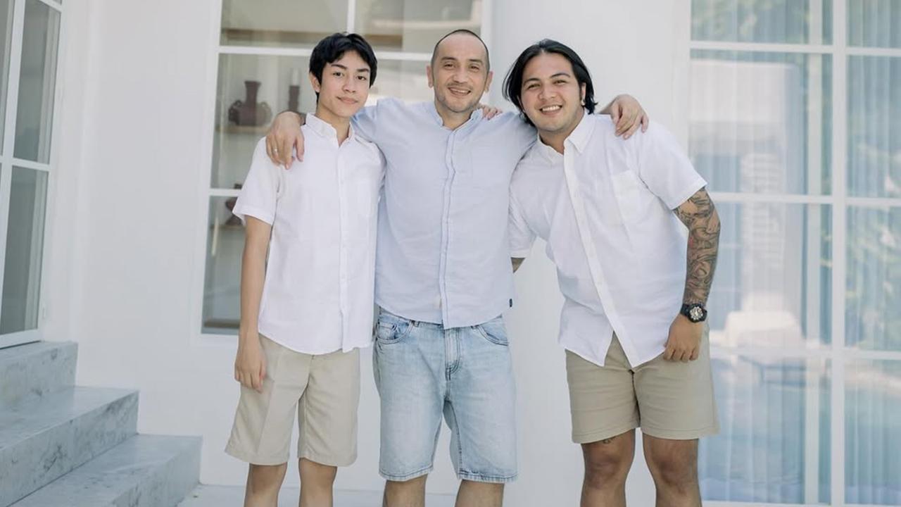 6 Potret Nando Helmy, anak Gary Iskak yang eksis jadi aktor muda