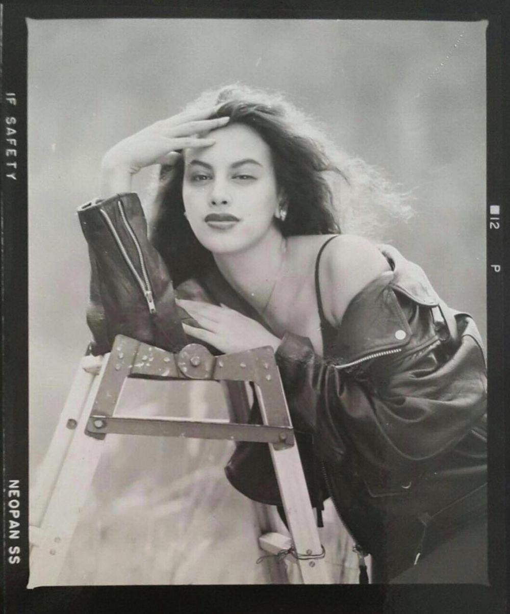 Parasnya disebut mirip Eva Celia, begini 7 potret lawas Sophia Latjuba saat muda