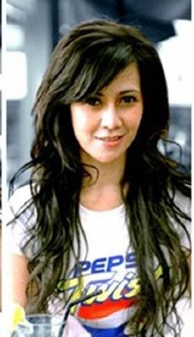 gaya stylish masa muda ibu pesinetron &copy; instagram