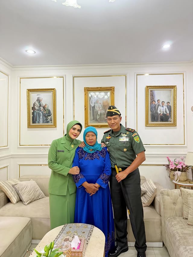 9 Potret Juliana Moechtar dampingi suami di acara kenaikan pangkat, kini jabat brigadir jenderal TNI