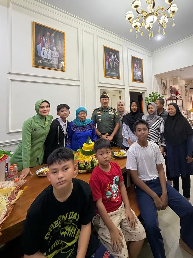 9 Potret Juliana Moechtar dampingi suami di acara kenaikan pangkat, kini jabat brigadir jenderal TNI