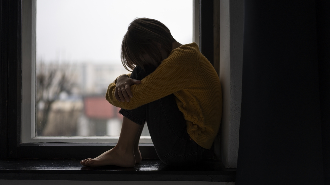 100 Kata-kata sedih hati yang terluka, mewakili perasaan terdalam