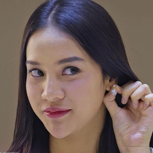 11 Potret awal karier aktris pemeran pelakor, dulu polos sekarang makin glowing dan anggun