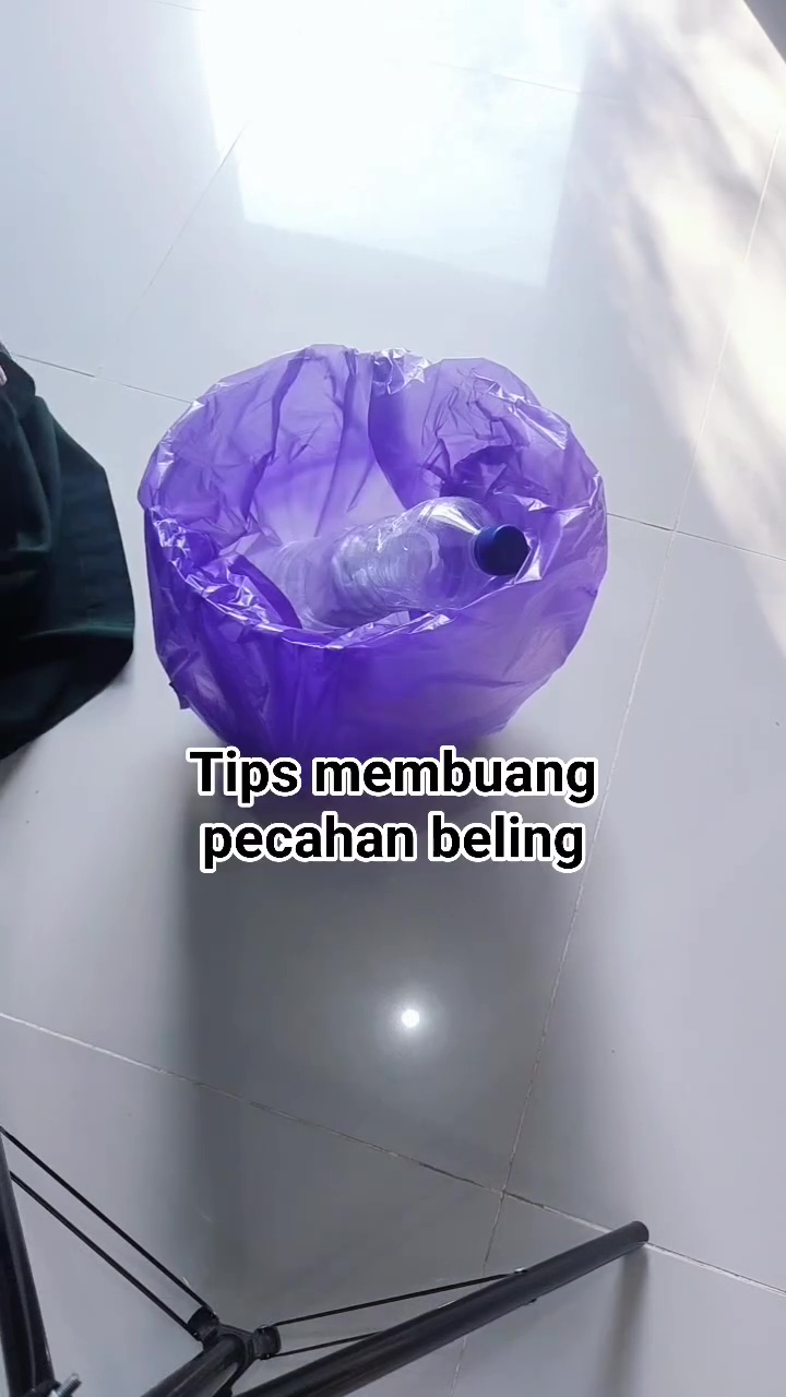 Jangan asal buang piring kaca yang pecah! Ini solusinya supaya nggak bikin cedera
