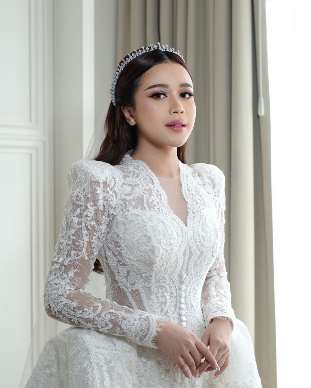 Gaun pernikahan Brisia Jodie ini terinspirasi dari Kate Middleton, 7 potret detailnya anggun pol